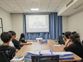 城建学院六月份支委会顺利召开