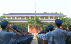 我院隆重举行2011级新生开学典礼暨军训动员大会