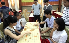 我院教职工在华立园第一届教职工棋艺比赛中勇夺佳绩